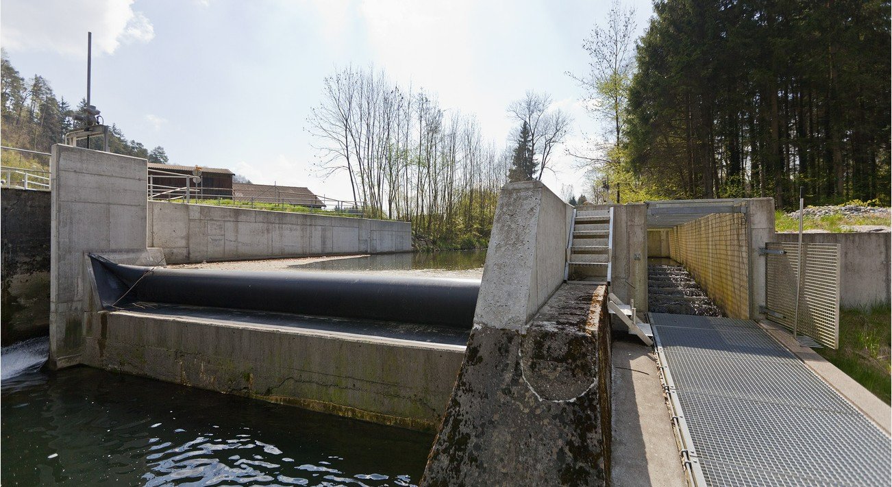 Fast die Produktion des ehemaligen AKW Mühlebergs könnte wegfallen: Kleinwasserkraftwerk Murkart bei Frauenfeld TG. Bild: Keystone