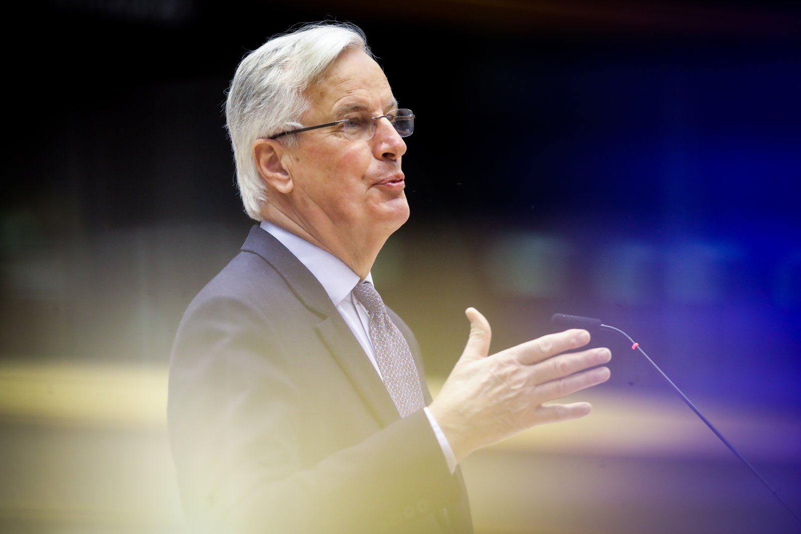 Michel Barnier möchte Prässident werden, und wechselt deshalb seine Haltung zu EU-Recht bei Immigrationsfragen. (Bild: keystone-sda, OLIVIER HOSLET / POOL)