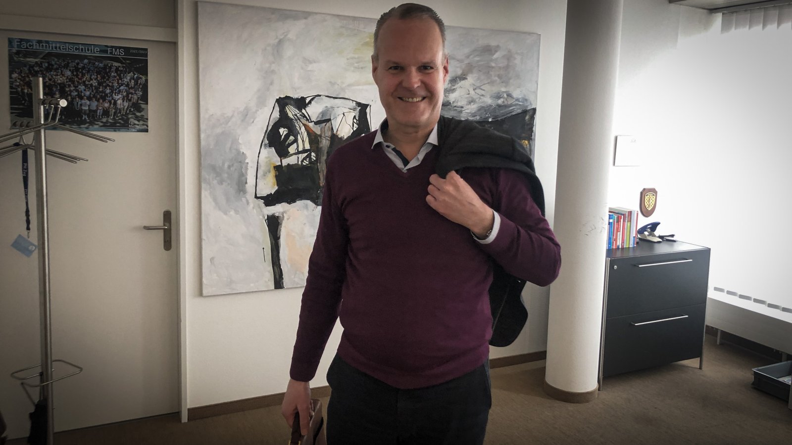 «Kleinklassen erachte ich als sinnvoll, weil man dort Kinder intensiv in Deutsch beschulen kann. Fremdsprachige sind dort besser aufgehoben, als in Regelklassen», sagt der Zuger SVP-Regierungsrat Stephan Schleiss. (Bild: D. Wahl)