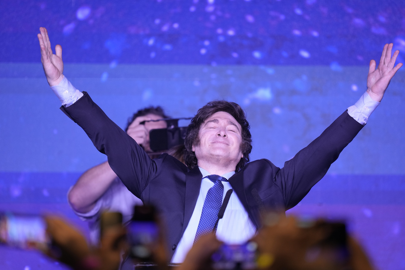 Javier Milei als Überraschungssieger bei den argentinischen Vorwahlen um das Präsidentenamt. (Bild: Keystone)