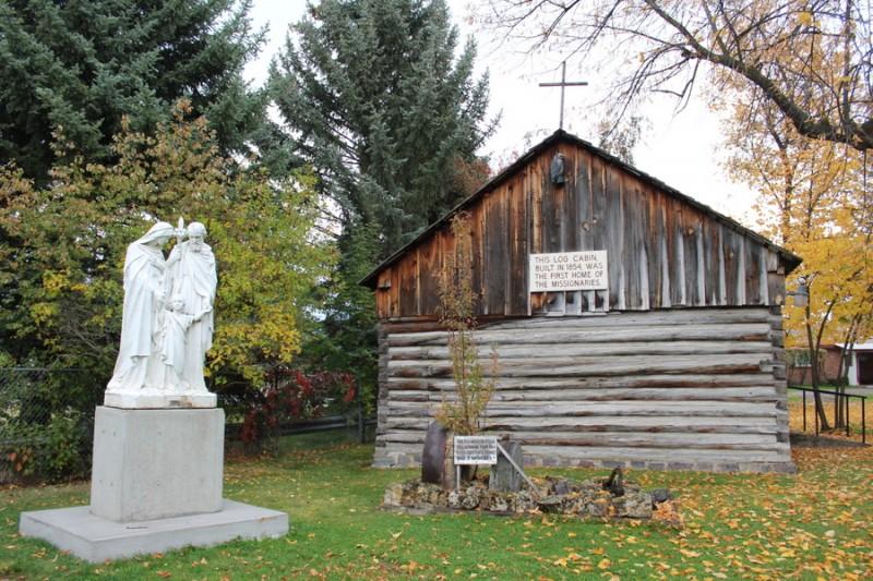 STIgnatiusLogCabin