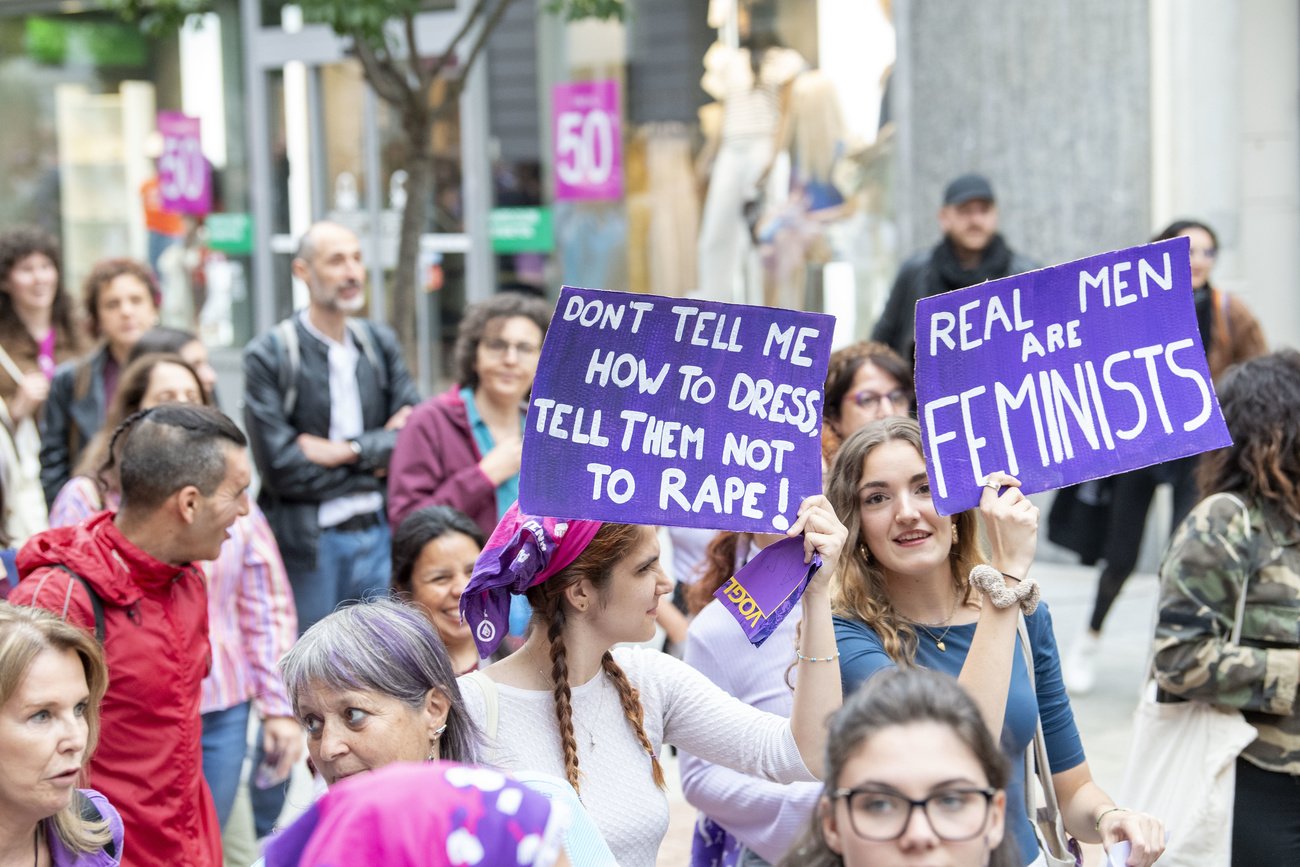 Demonstrierende am Feministischen Streik in Bellinzona am Freitag, 14. Juni 2024. Bild: Keystone