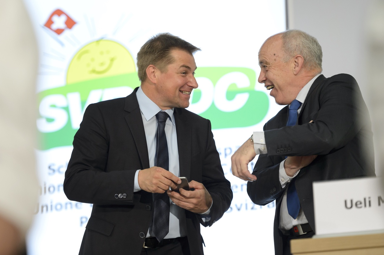 Sorgen für Unterhaltung: Ueli Maurer und Toni Brunner. Bild: Keystone