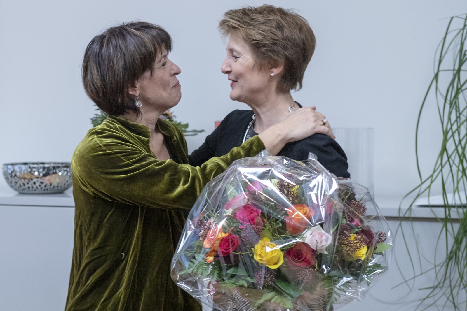 Führen die Schweiz in die Energiekrise: alt Bundesrätin Doris Leuthardt (CVP) und die amtierende Bundesrätin Simonetta Sommaruga (SP). Bild: Keystone