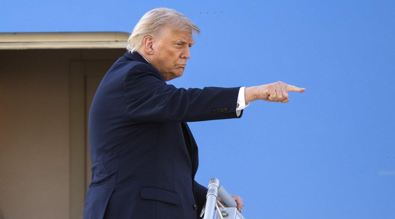 «Der gesündeste Mensch überhaupt»: Donald Trump im Juni 2026 beim Abflug in Genf. Bild: Keystone