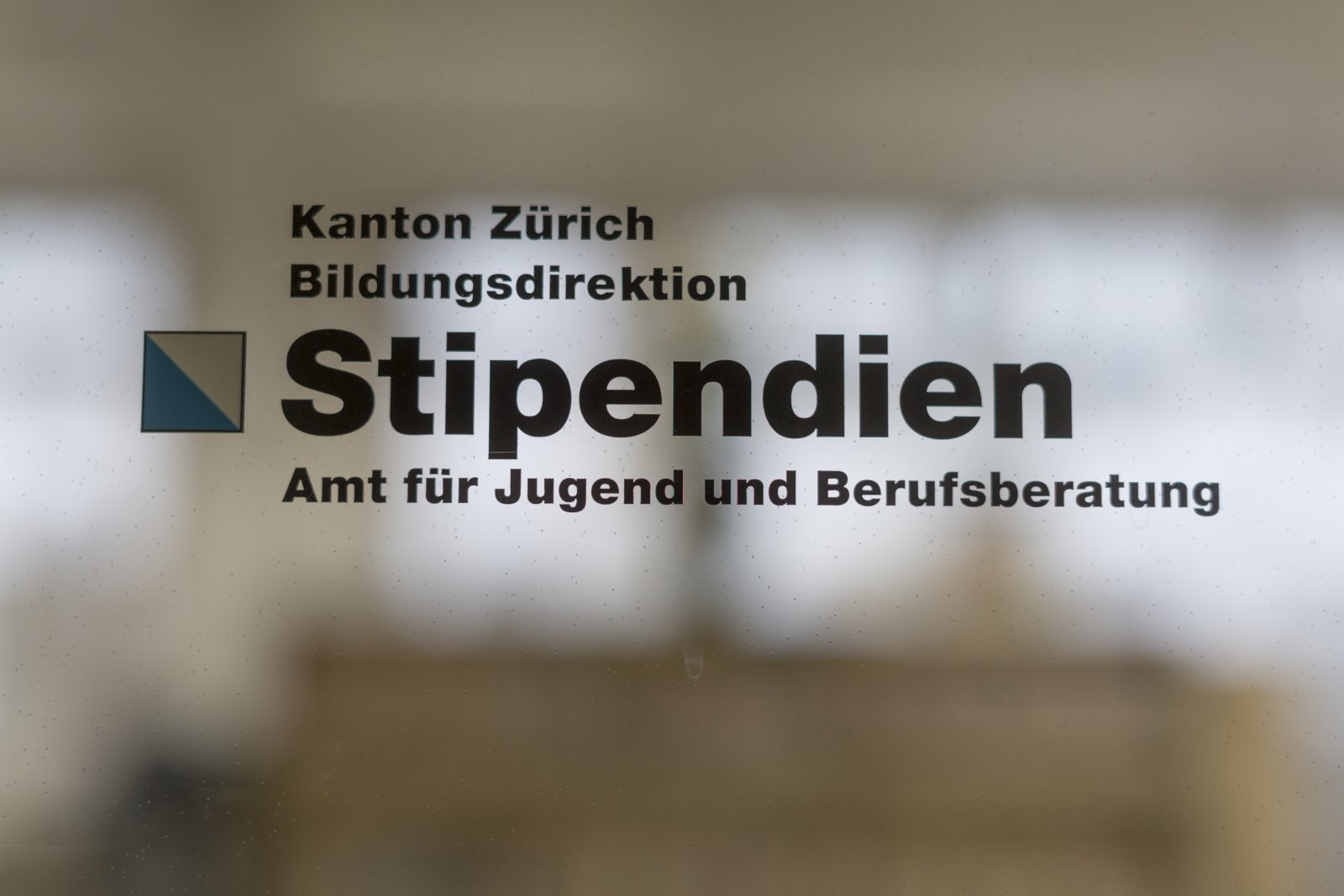 Durch die eigene Bürokratie überlastet: Das Amt für Jugend und Berufsberatung. Bild: Keystone