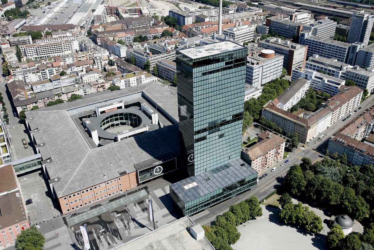 Katerstimmung in Basel: Die Stadt ist aufgrund der Wohnschutzinitiative um weit über anderthalb Milliarden Franken ärmer geworden. (Bild: Keystone)