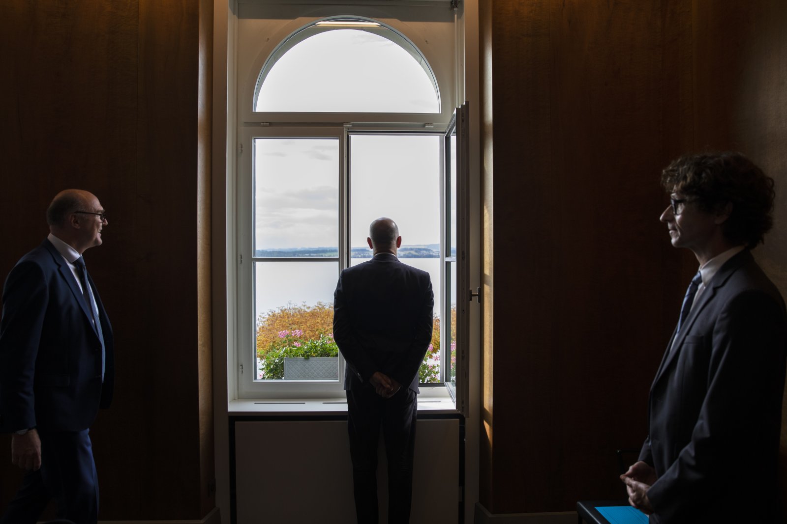 Der Schatten Alain Bersets: Peter Lauener (rechts, Bild: Keystone).