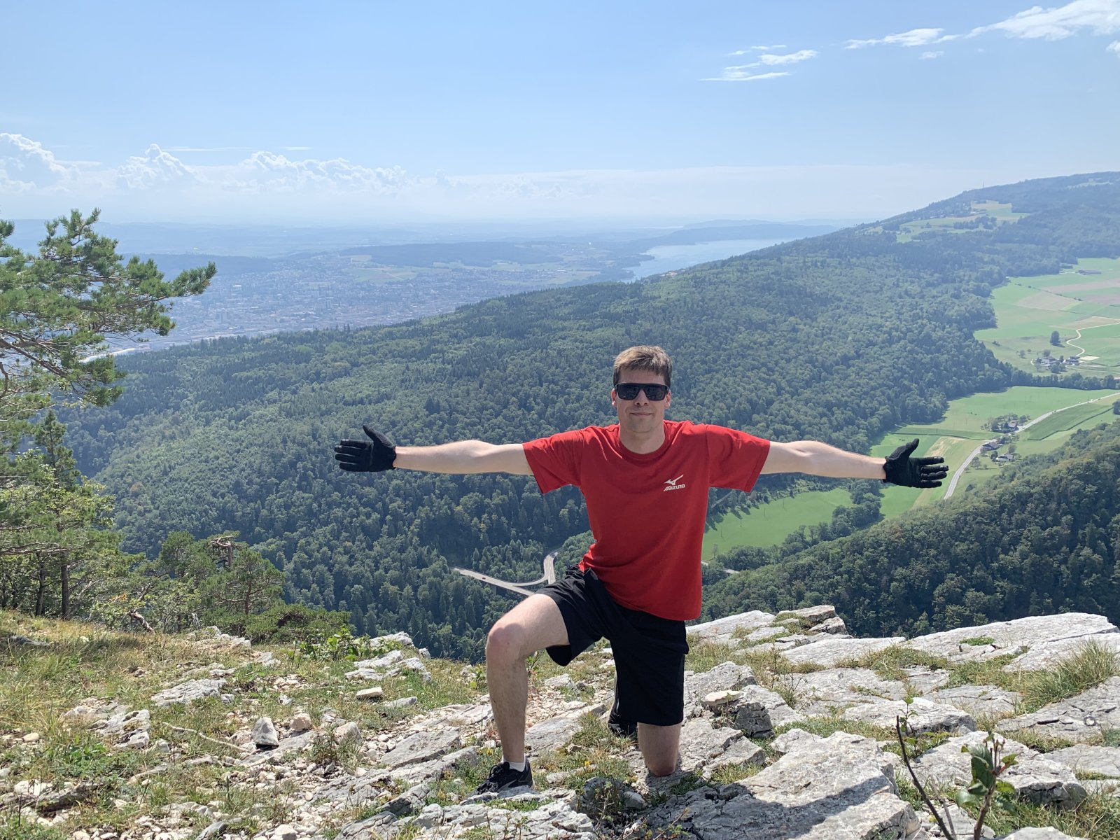 Elias Meier auf einer Jurahöhe. Bild: zVg