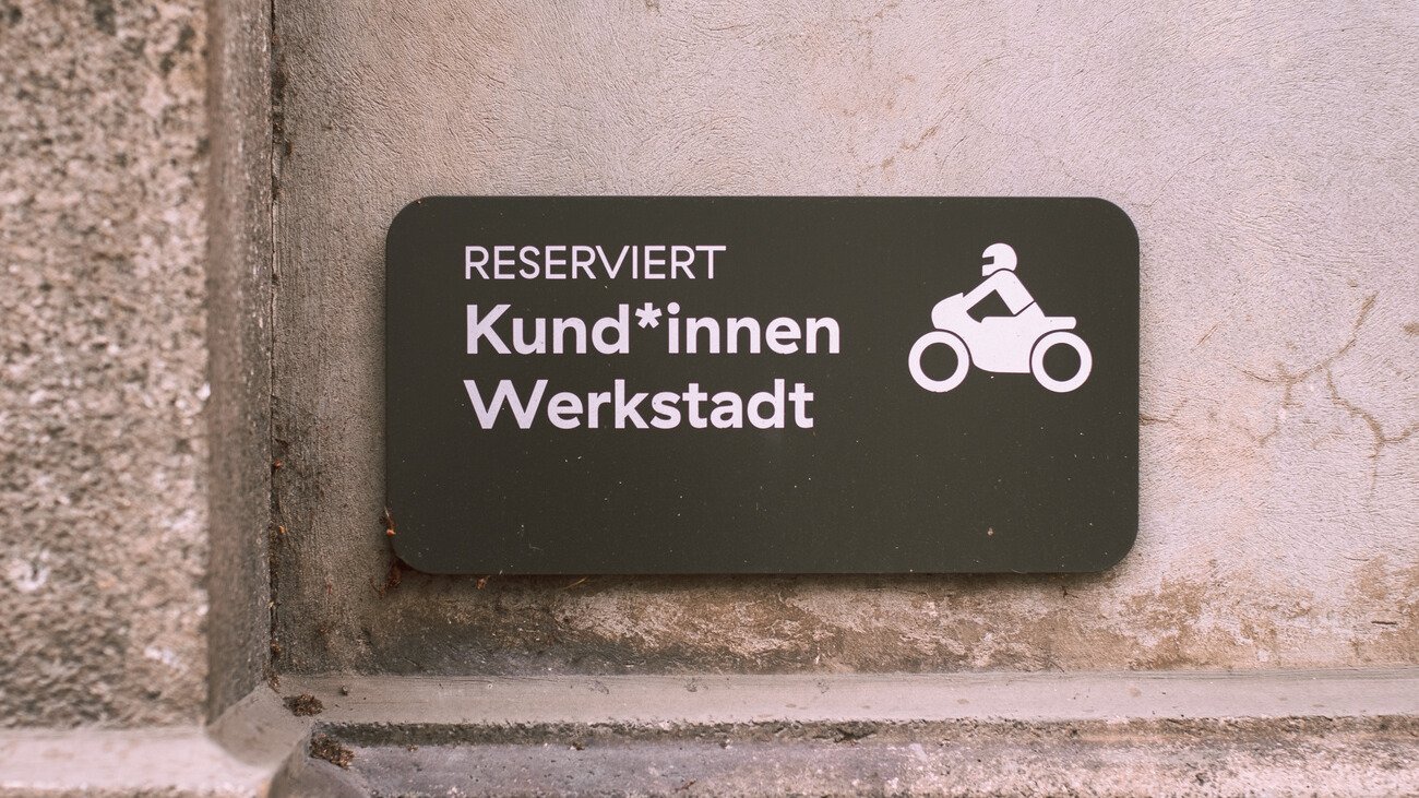 Auch geschlechtergerechte Sprache kann zu Formen des Neusprechs werden. Bild: Keystone