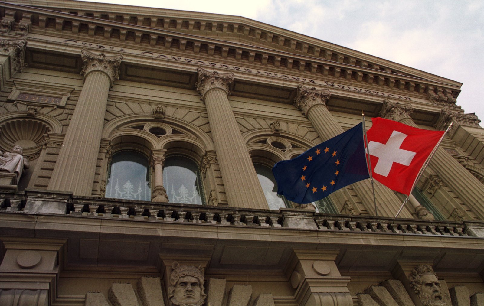 Bundeshaus: Massvolle Forderungen gelten hier noch als Tugend.  Bild: Keystone