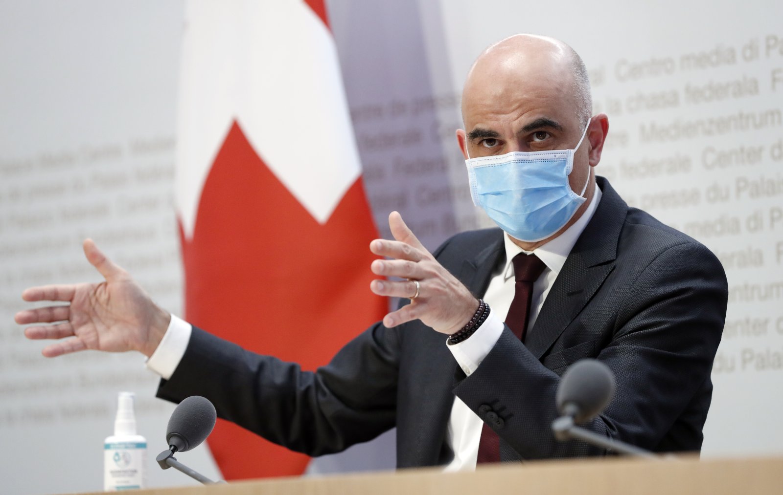 Für die Jungparteien von SVP, FDP, GLP, EVP und Mitte geht die Reform der 2. Säule von Bundesrat Alain Berset in die falsche Richtung. Bild: Ruben Sprich