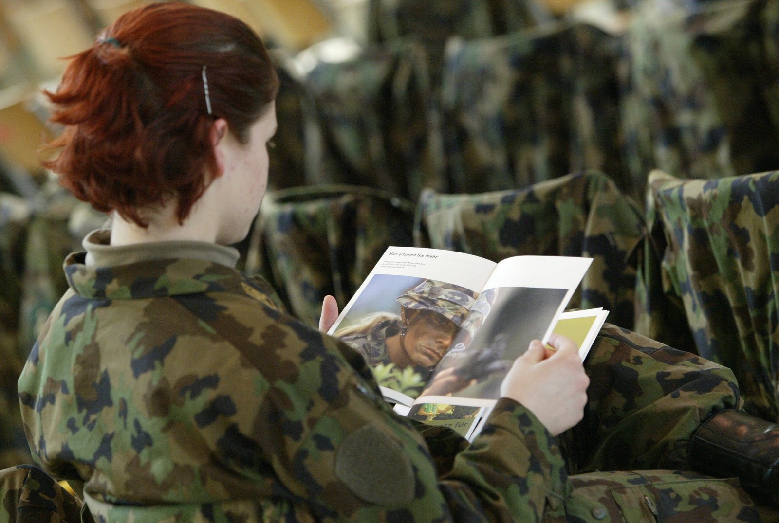 Die neue Fachstelle will unter anderem mehr Frauen in die Armee werben.