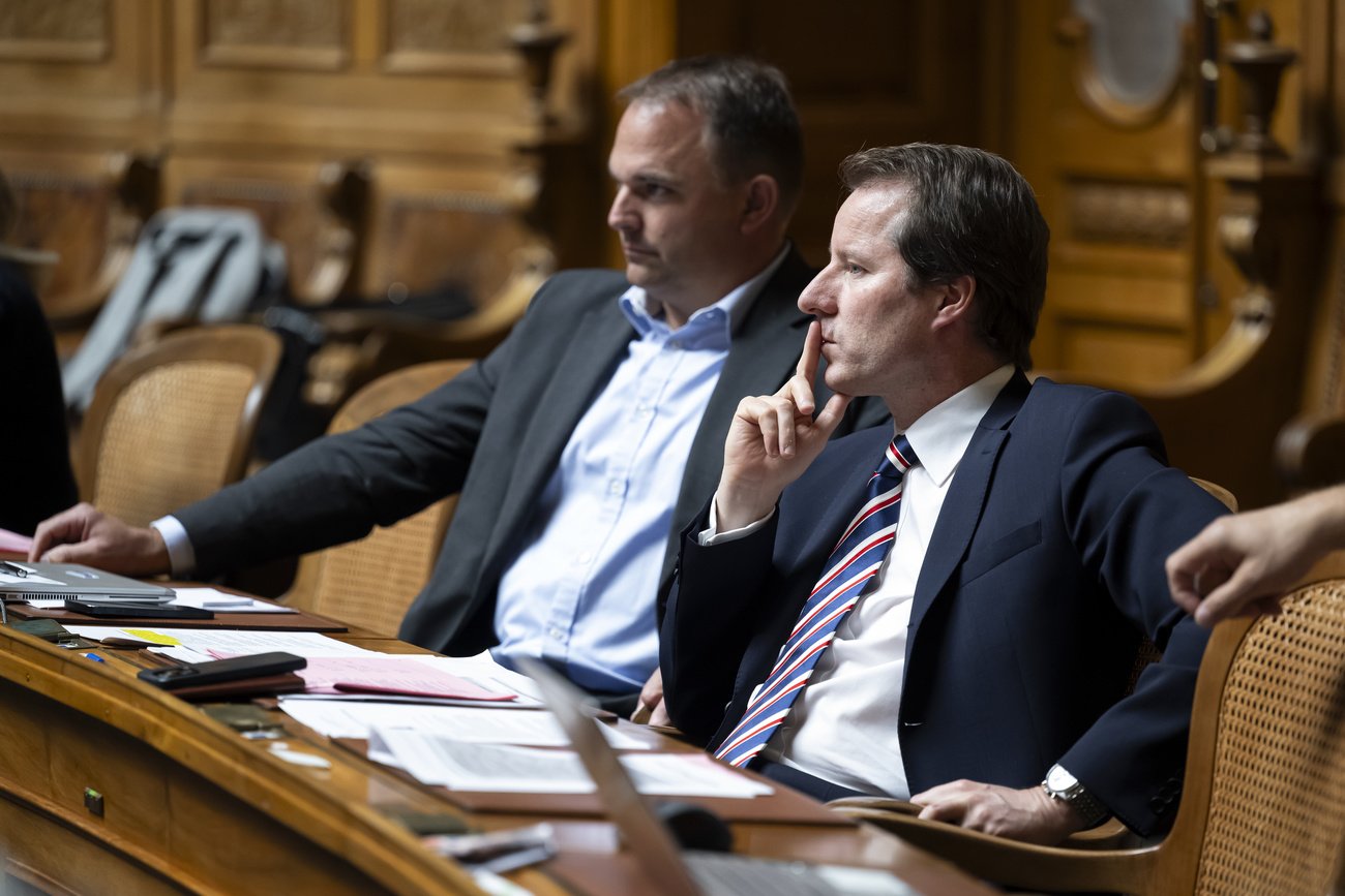 Plötzlicher Schwenker in der Gesunhdheitspolitik: SVP-Präsident Marcel Dettling (links) und SVP Fraktionschef Thomas Aeschi. Bild: Keystone