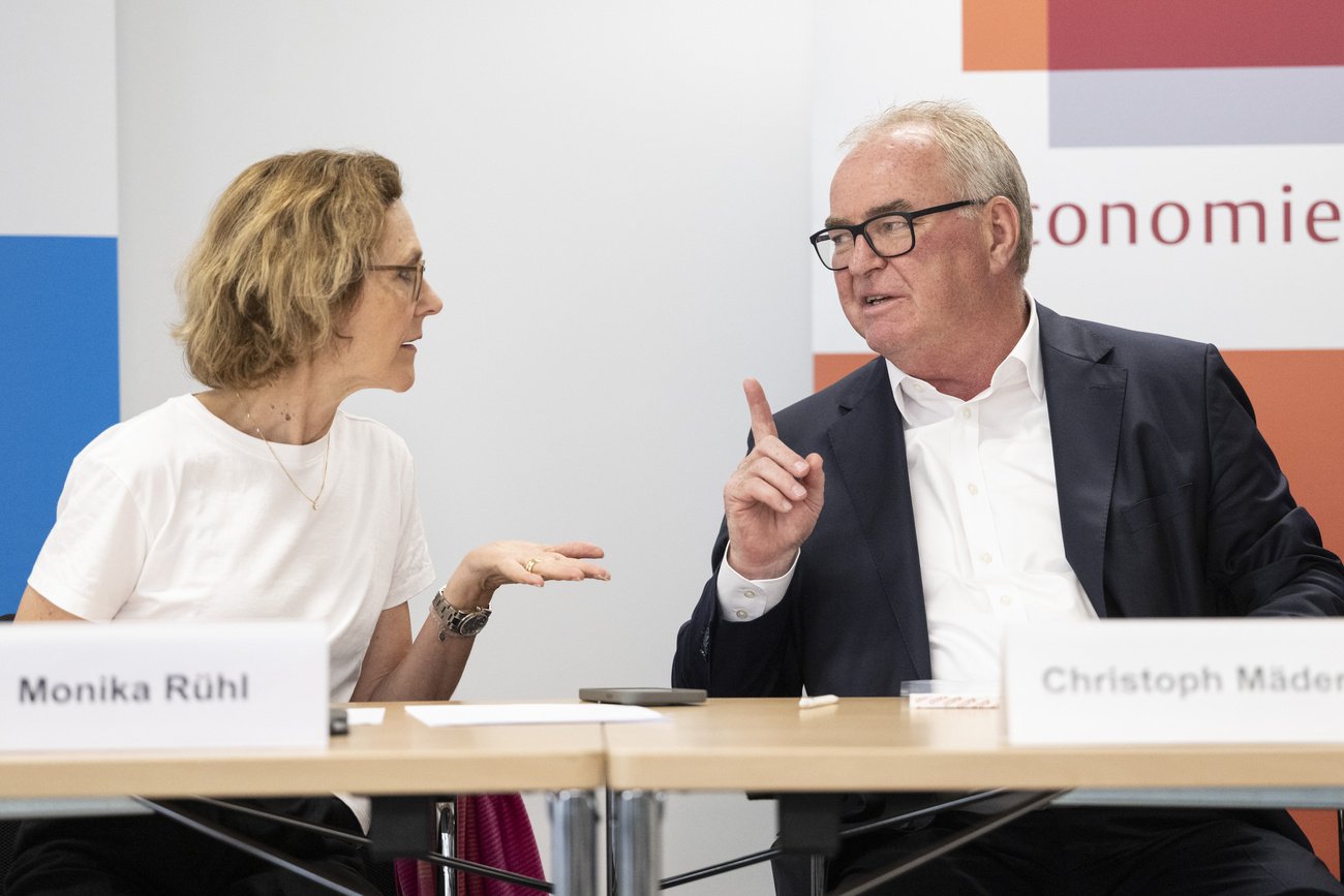 Durchsichtige Auftragsstudie: Economiesuisse-Präsident Christoph Mäder und seine Direktorin Monika Rühl. Bild: Keystone