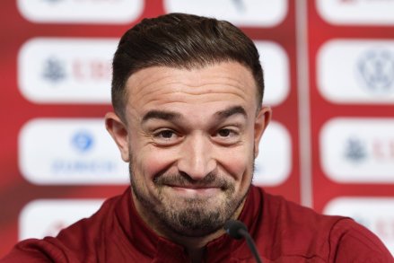 Xherdan Shaqiri bei seiner Rücktrittsverkündung