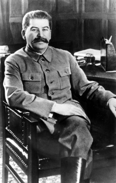 Josef Stalin, Generalsekretär des Zentralkomitees der KPdSU, kurz: der Diktator.