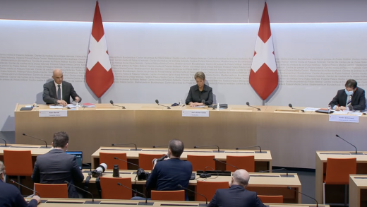 Der Bundesrat bei der Medienkonferenz am Abstimmungssonntag. (Screenshot: Youtube)