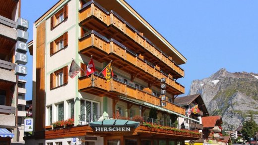 Das Hotel und Restaurant Hirschen wurde 1880 im Zentrum von Grindelwald eröffnet. (Quelle: Hotel Hirschen)
