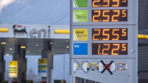 Bald noch höher? Treibstoffpreise im Jahr 2022. Bild: Keystone