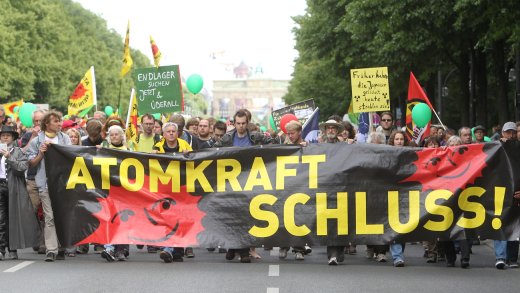 Nicht auf die Fachleute gehört: Demonstration gegen Kernenergie in Berlin nach dem Atomunfall in Fukushima, 2011. (Bild: Keystone)