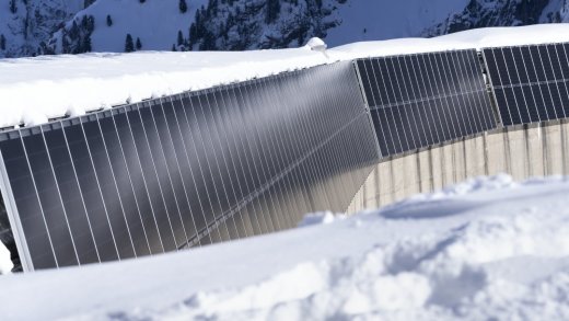 Die Solarenergie ist nicht die Lösung für die Stromversorgung im Winter. (Bild: Albigna-Staumauer im Bergell, GR, Keystone)