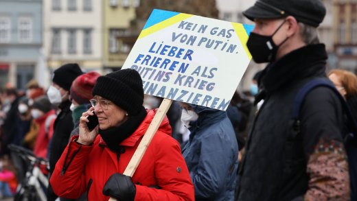 Protest gegen russisches Gas in Erfurt, Deutschland, am 5. März 2022. Bild: Keystone