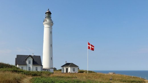 Am Meer. Unbekannter Ort im unbekannten Dänemark.
