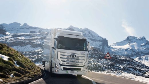 Hyundai hat bereits eine ganze Flotte an Wasserstoff-Lastwagen in der Schweiz auf der Strasse. (Bild: Hyundai)