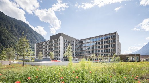 Ein «Meilenstein»: Das Verwaltungsgebäude in Chur. Bild: Kanton Graubünden