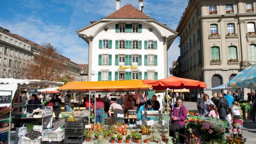 Reges Markttreiben in Bern. Gleichwohl ist der Kanton Bern finanziell nicht eigenständig.