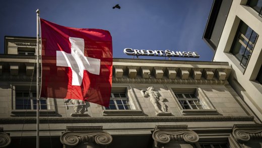 Gross oder klein? Die Schweiz und ihre Banken müssen sich entscheiden. (Bild: Keystone)