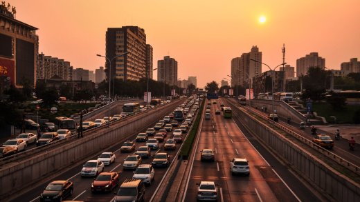 Vor allem in China nimmt der Anteil an Elektroautos weiterhin zu. Der Einfluss auf den Erdölverbrauch dürfte aber gering sein. (Bild: Pixabay)