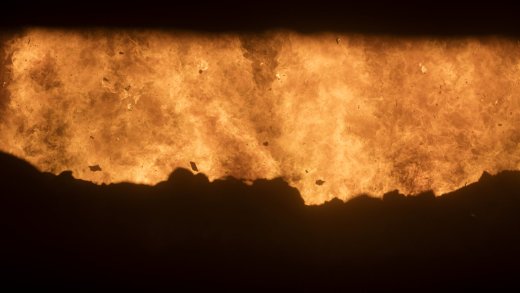 Das 1000 Grad heisse Feuer im Ofen der Stadtzürcher Kehrichtverwertungsanlage Hagenholz. Bild: Keystone