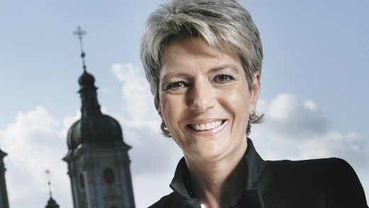 Karin Keller-Sutter sitzt seit 2018 für die FDP im Bundesrat. Die St. Gallerin steht dem Eidgenössischem Justiz- und Polizeidepartement vor.