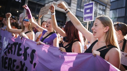 Unterdrückt oder selbstbestimmt? Frauenstreik im Juni 2022 in Genf. Bild: Keystone