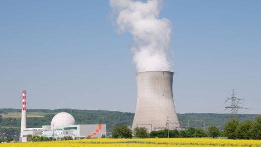 Das Atomkraftwerk Leibstadt im Kanton Aargau. Monument des Elektro-Patriotismus.