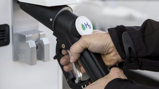 Kann sich Wasserstoff als Treibstoff durchsetzen? Wasserstoff-Tankstelle in Hunzenschwil AG. Bild: Keystone